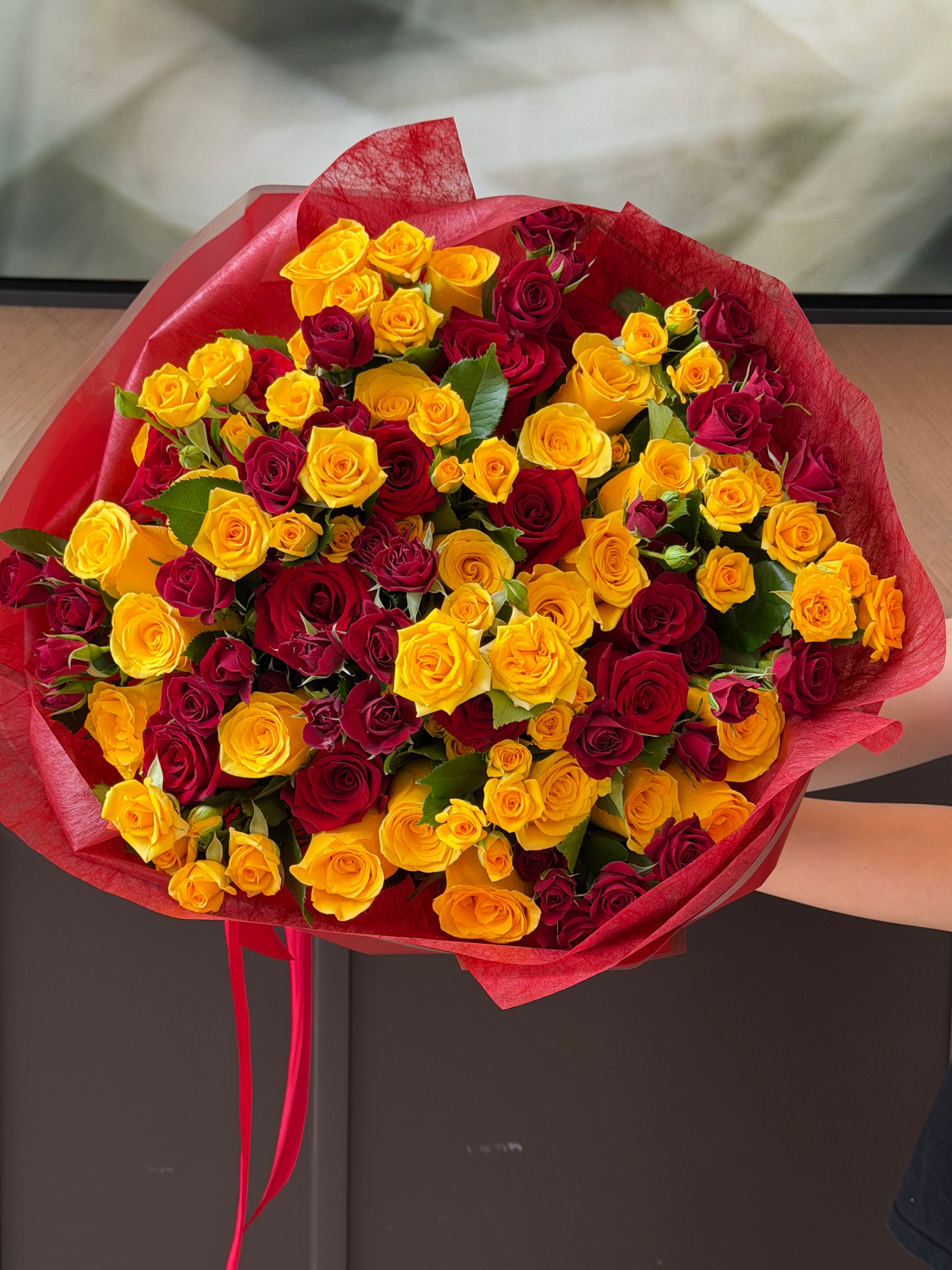 USC graduation bouquet