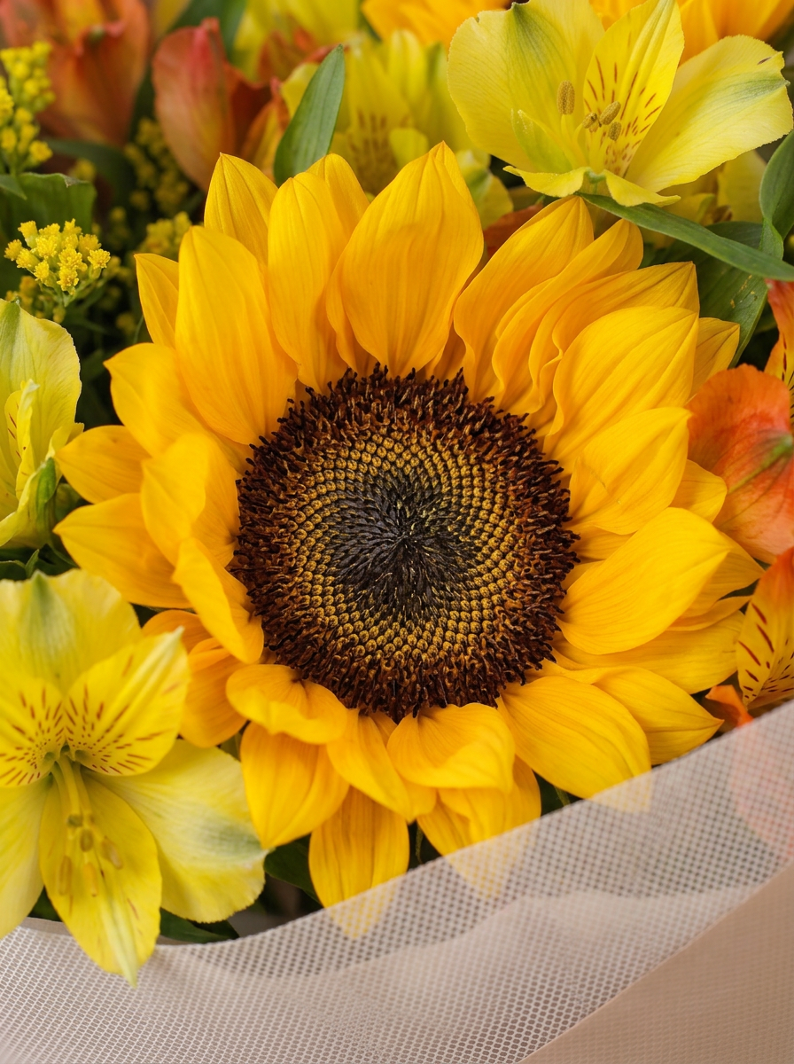 Golden Sunshine Bouquet