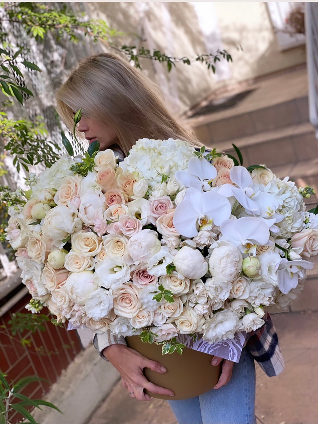 Box N.20 Round Flower Arrangement