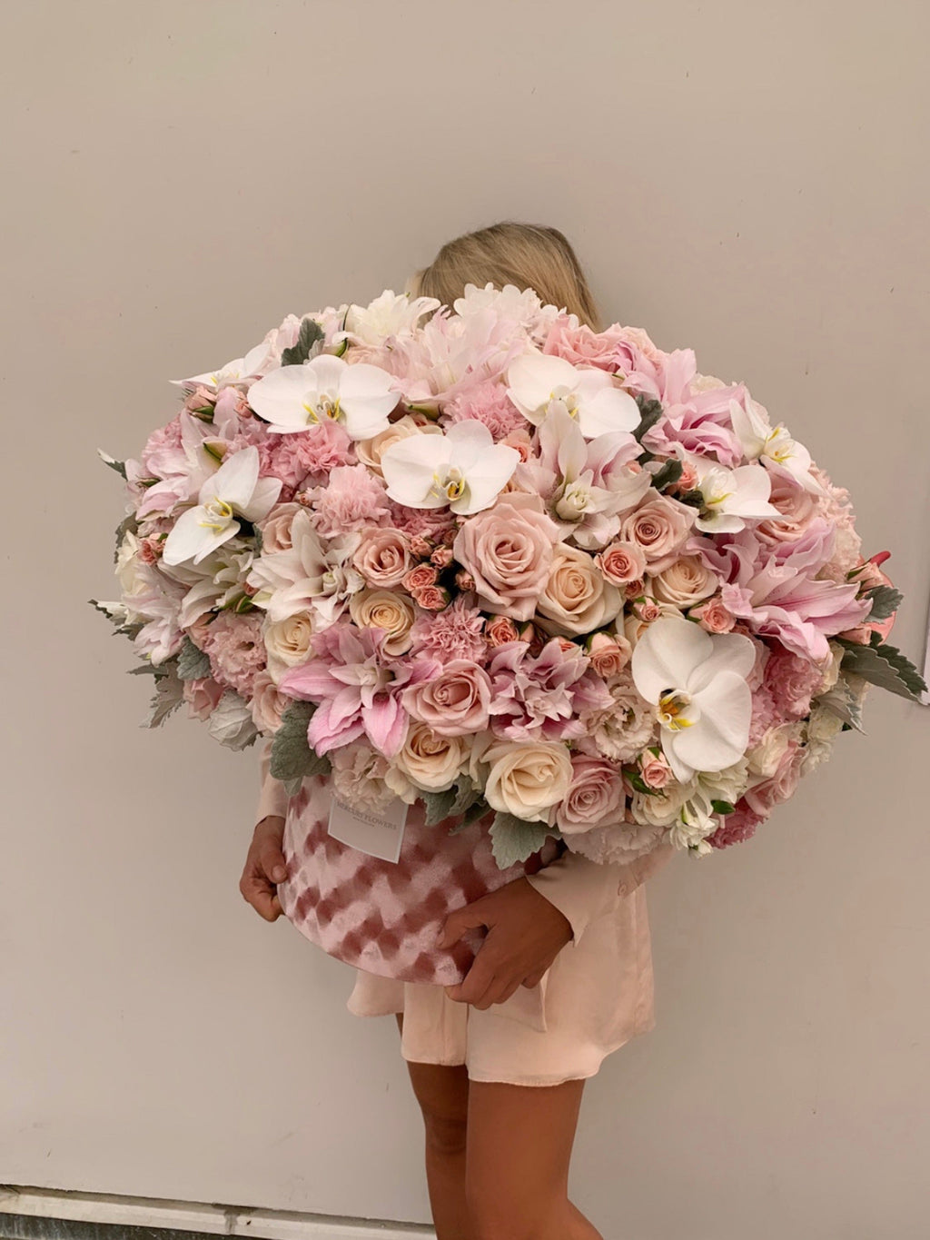 Blush Garden Luxury Flower Box – Roses, Hydrangea & Orchids