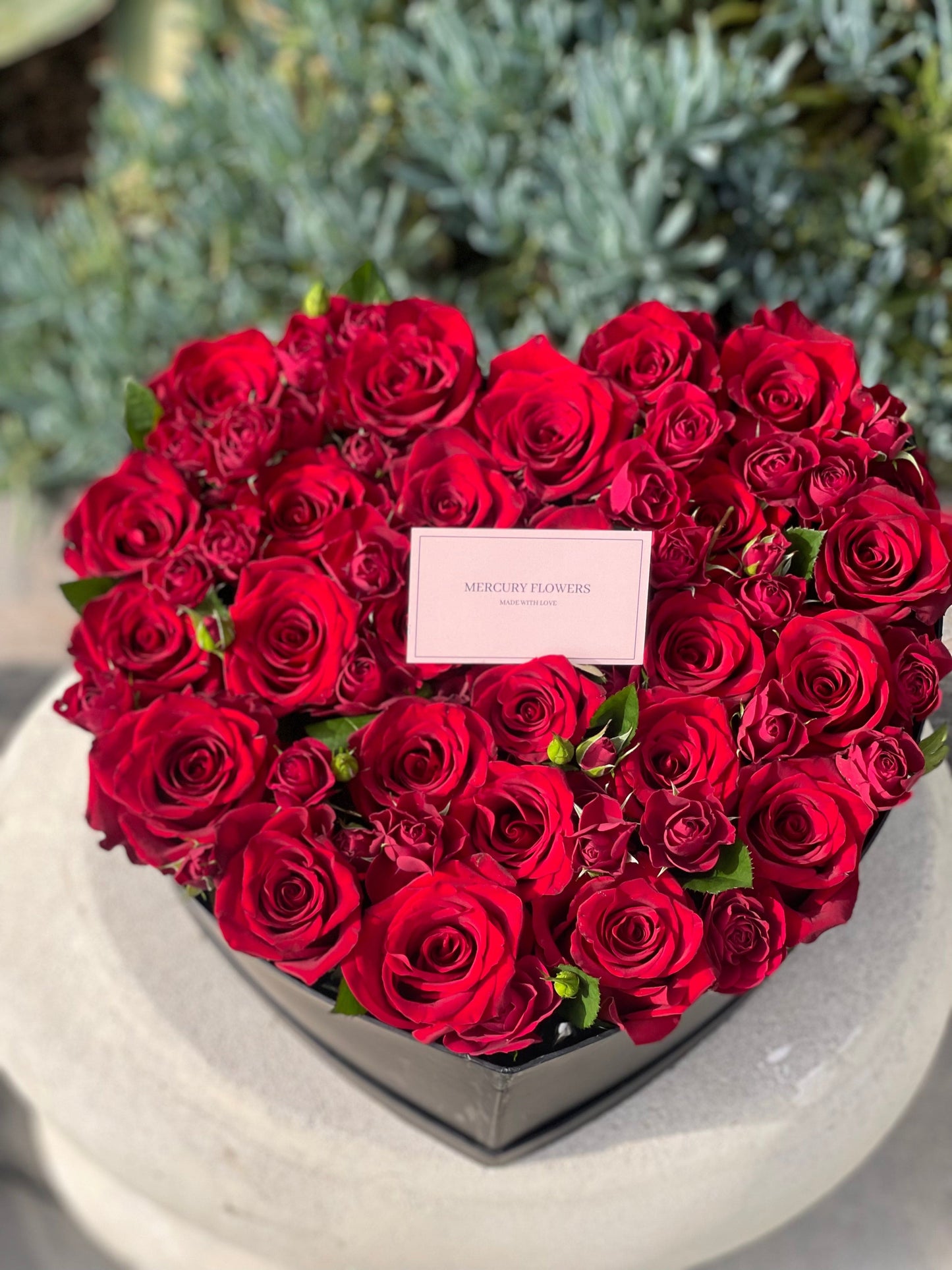 Buy Heart Box with Red Roses Delivery in Los Angeles | Mercury Flowers ...