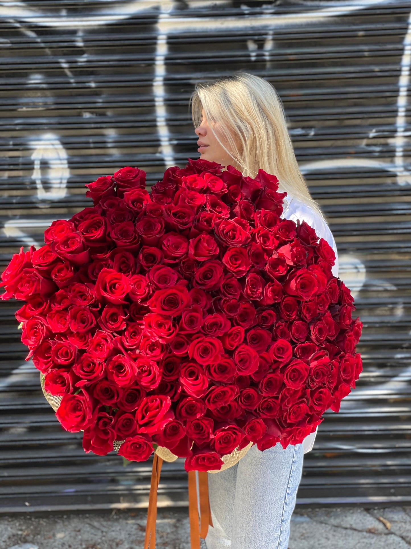 Buy Bouquet Flower 100 Gorgeous Red Roses Delivery in Los Angeles ...