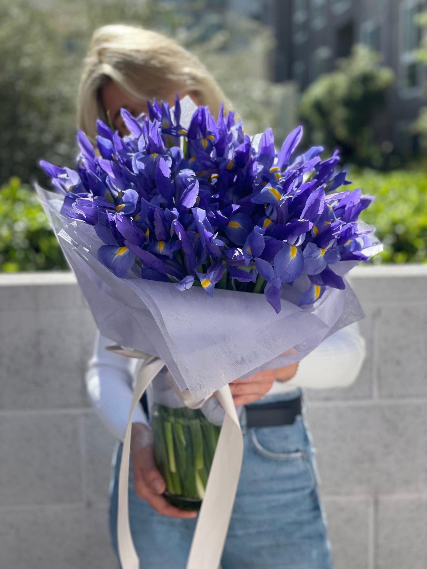 Bouquet of stunning irises