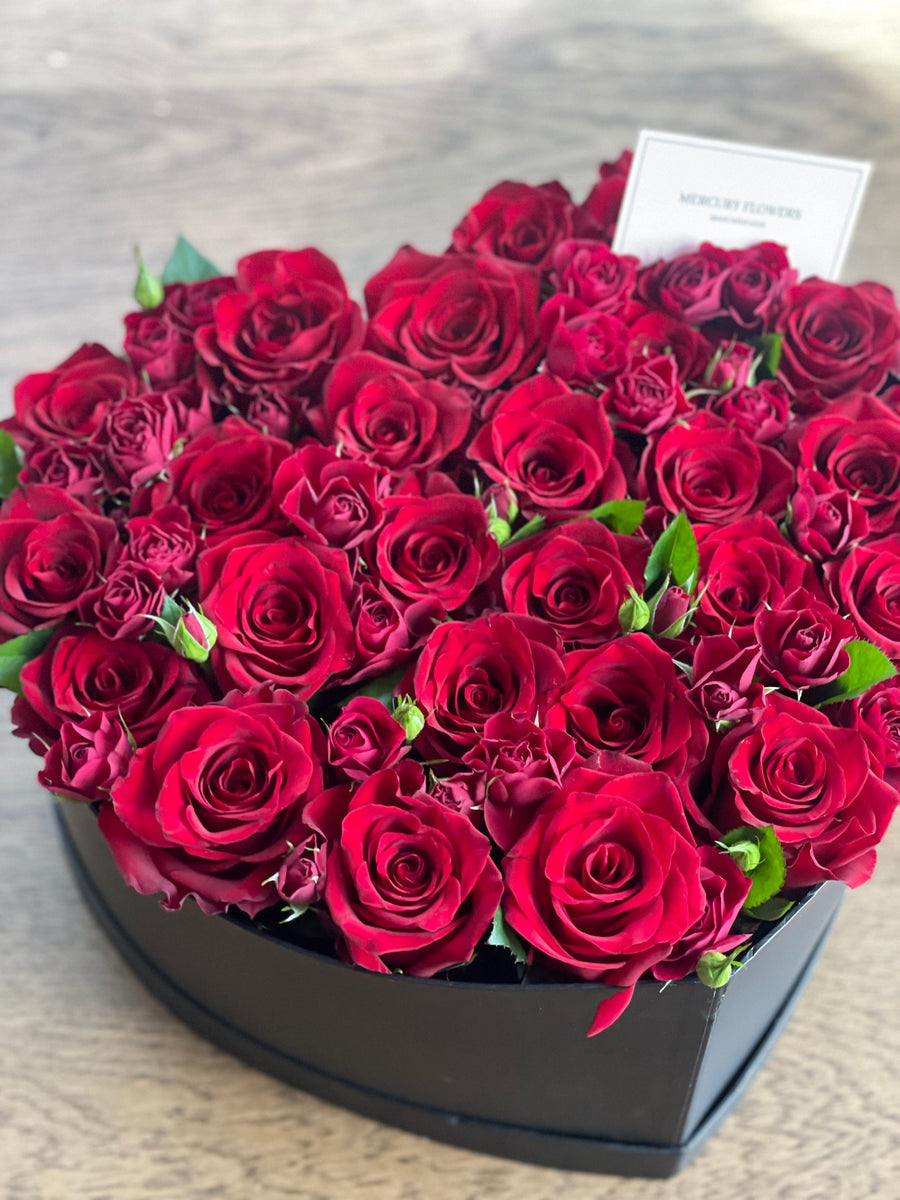 Buy Heart Box with Red Roses Delivery in Los Angeles | Mercury Flowers ...