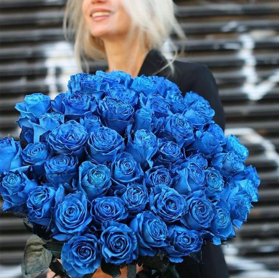 Bouquet of diamond blue roses