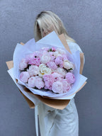 Ramo N.3 Peonías increíbles