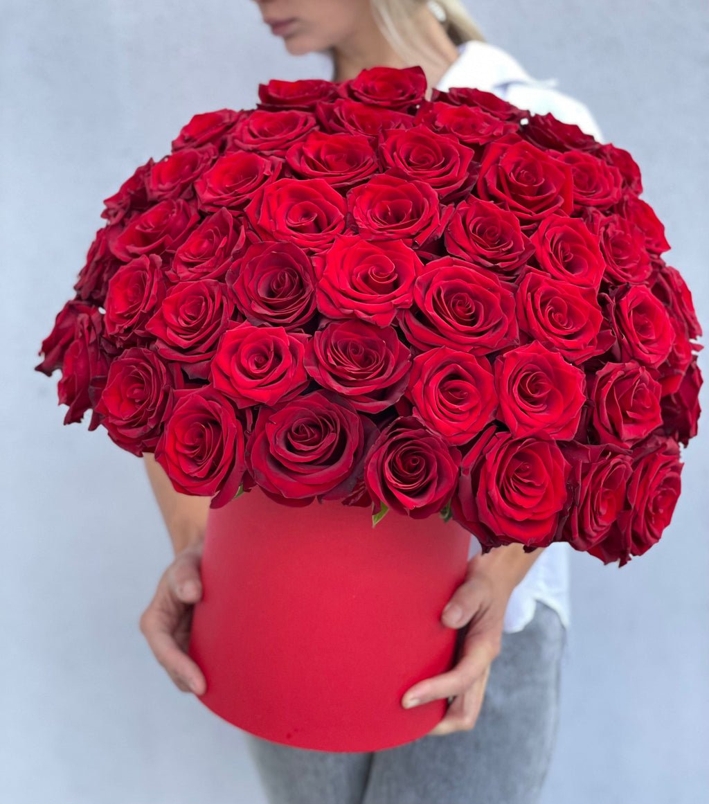 Box of 50 gorgeous red roses