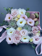 Gift box Flowers and macaroons