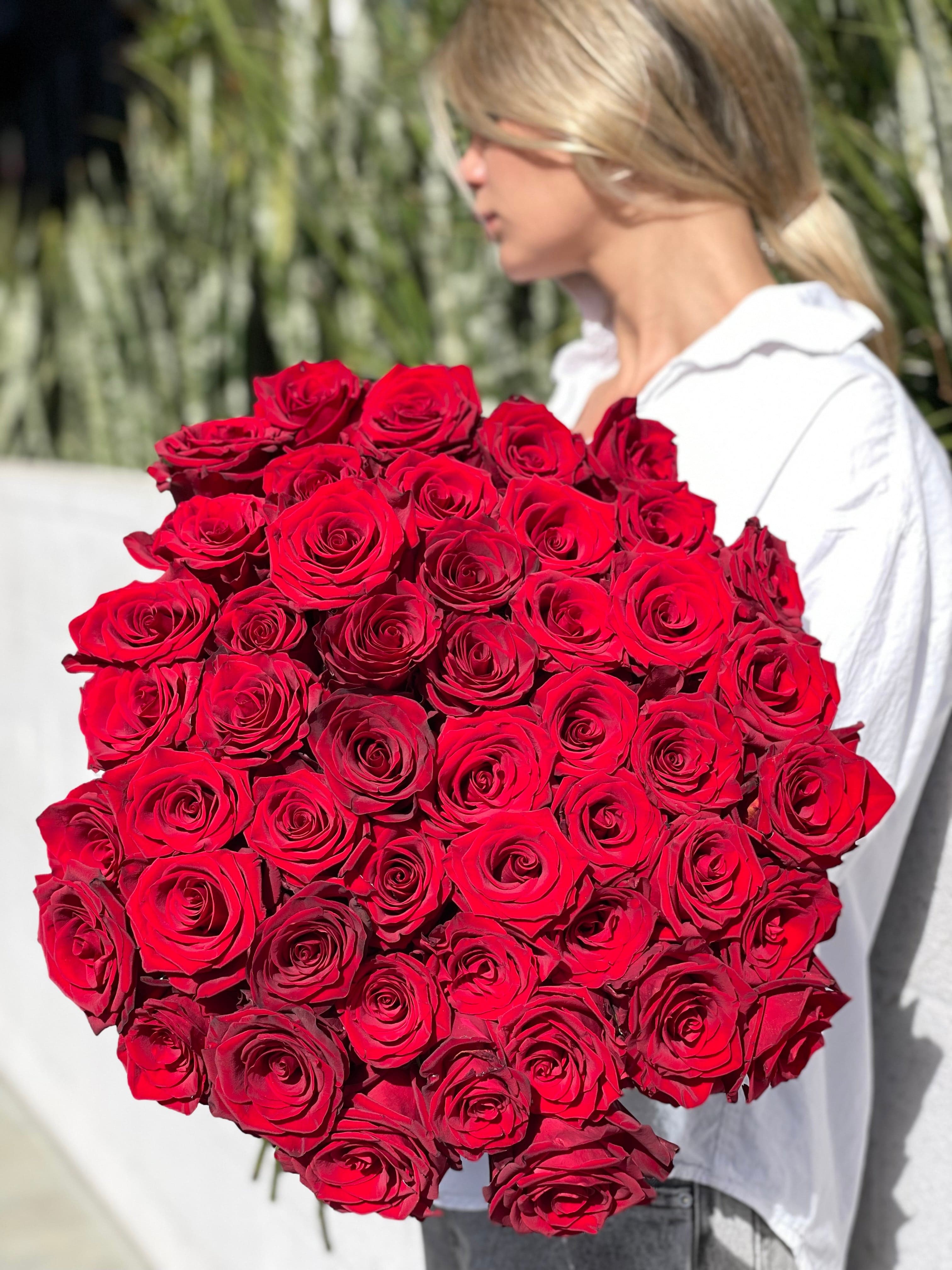 Gorgeous Bouquet of 50 Stunning Red Roses