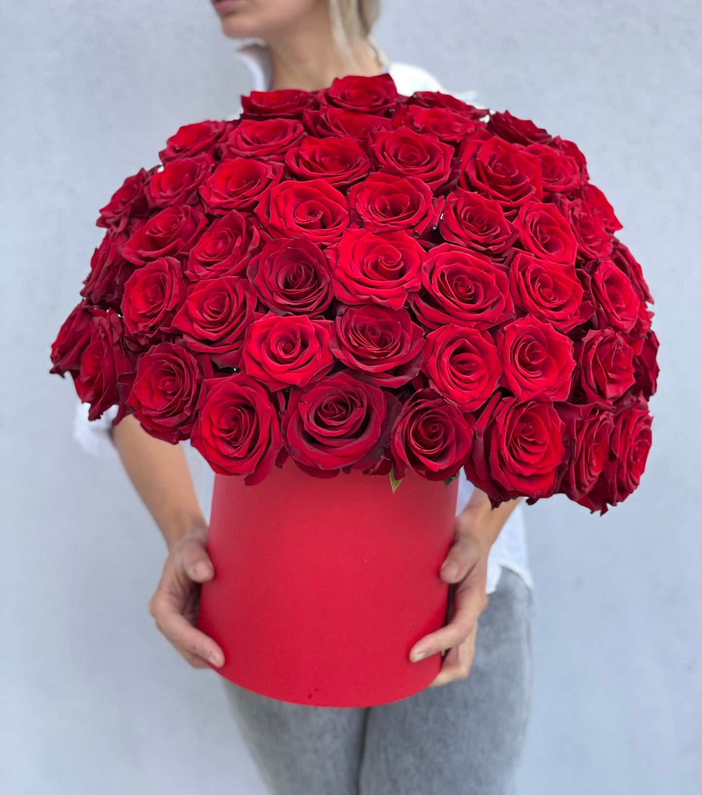 Box of 50 gorgeous red roses